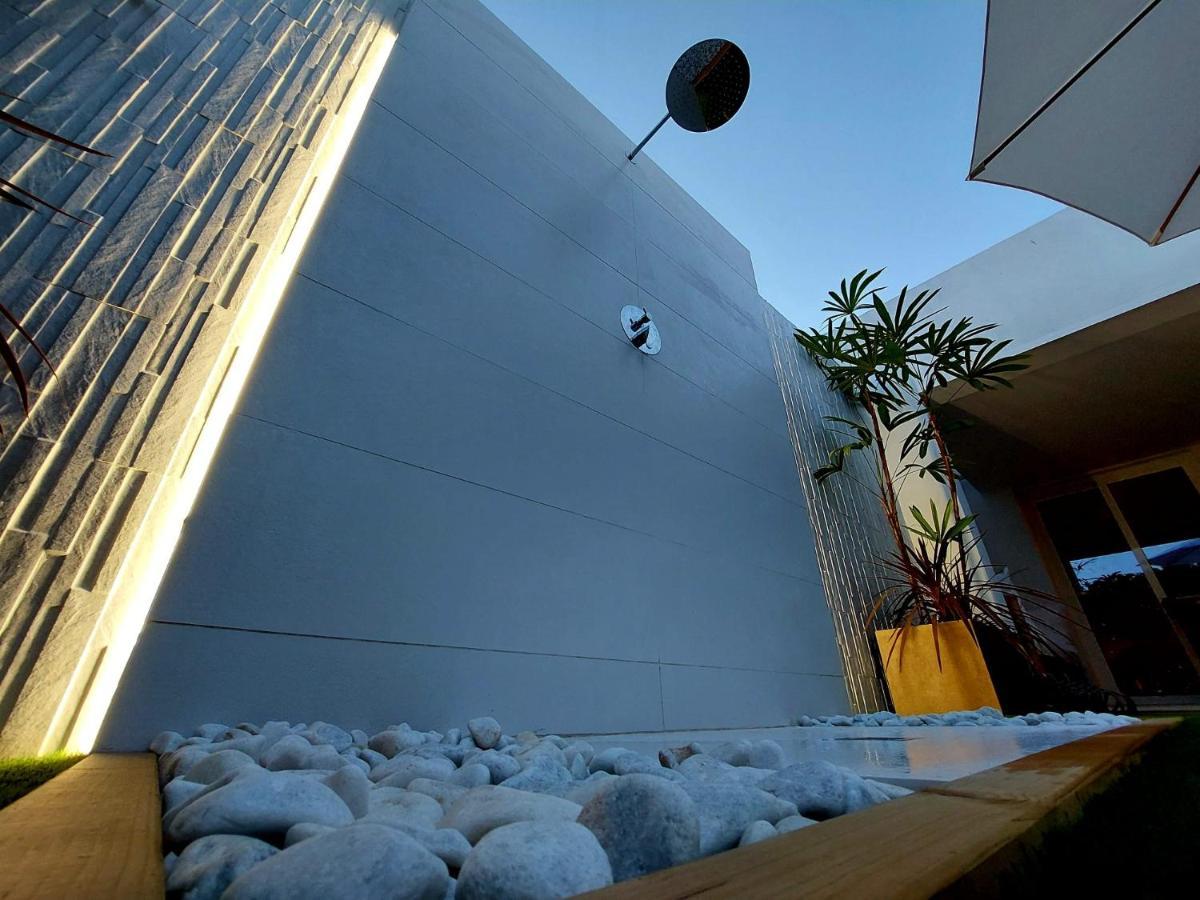 Bungalow De Diseno Hidromasajes Terraza Y Piscina. San Bartolomé Zewnętrze zdjęcie