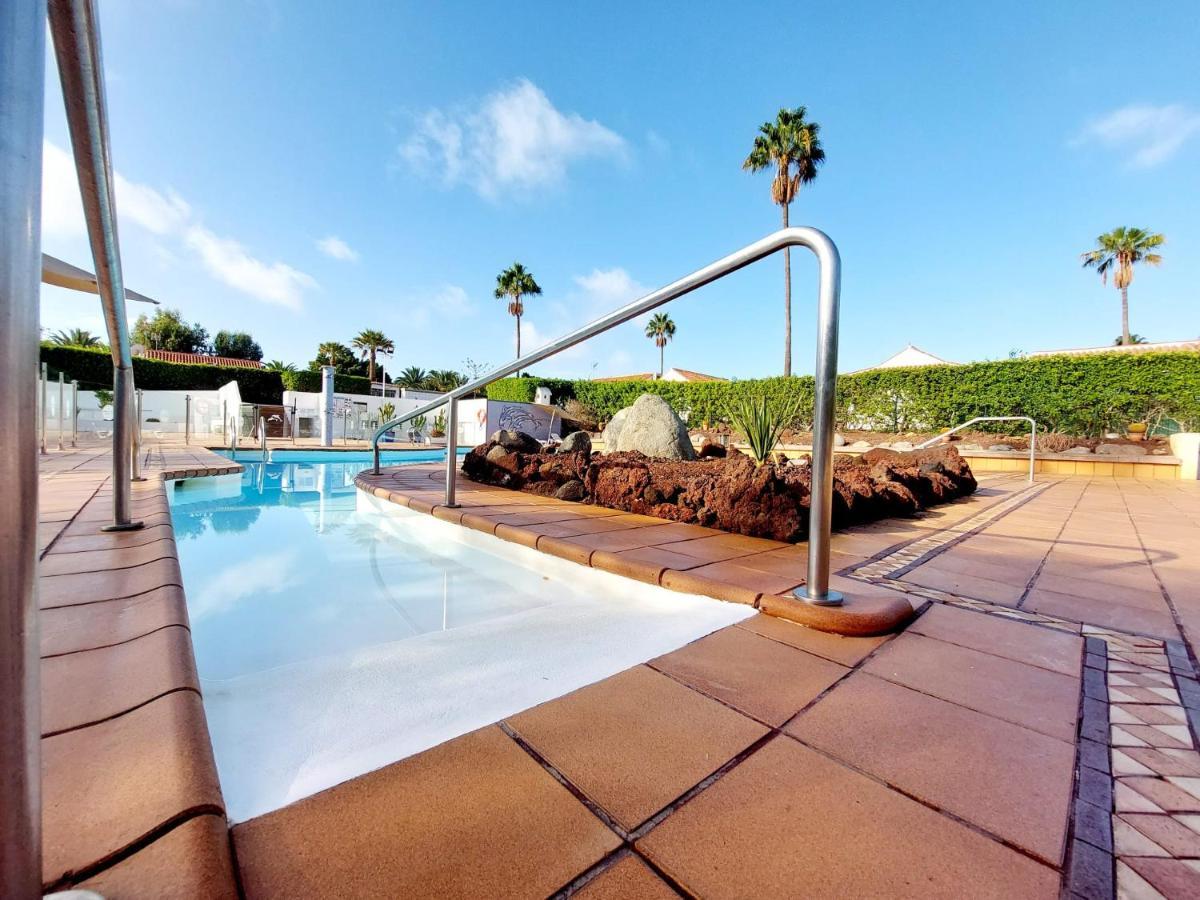 Bungalow De Diseno Hidromasajes Terraza Y Piscina. San Bartolomé Zewnętrze zdjęcie